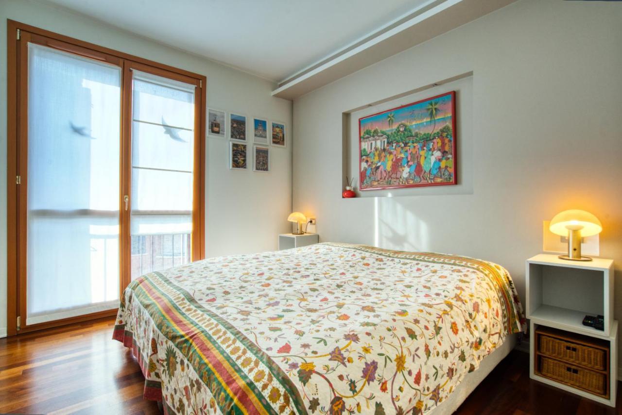 Caseospitali - Casa Di Bibi, Colorato Ed Elegante Bilocale Vicino Al Naviglio Martesana Per 4 ヴィモドローネ エクステリア 写真